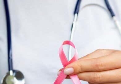 Outubro Rosa: Estilo de vida influencia mais o desenvolvimento do câncer de mama que fatores genéticos