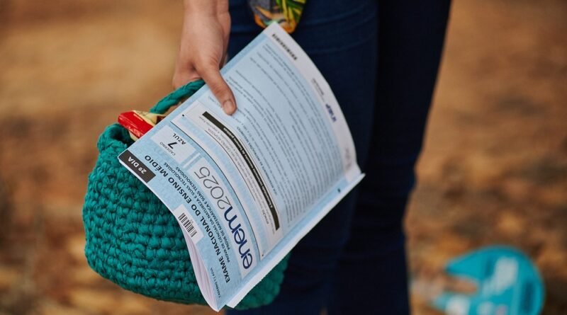 “Momento de virada: o que rolou no 2º dia do Enem 2025 — e quando sai o resultado?”