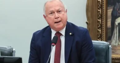 Paulo Azi critica governo  após a Bahia registrar 2º pior salário do país