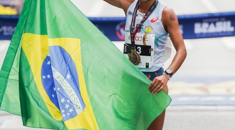 Atleta baiana Núbia de Oliveira será embaixadora da 2ª Corrida Mulheres pela Vida