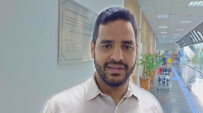 Tássio Brito prevê polarização entre Lula e Flávio Bolsonaro e associa debate a projetos antagônicos