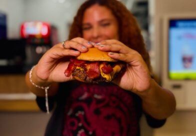 Hambúrguer por R$ 10 movimenta consumidores e cria nova rotina gastronômica em Salvador e Feira de Santana