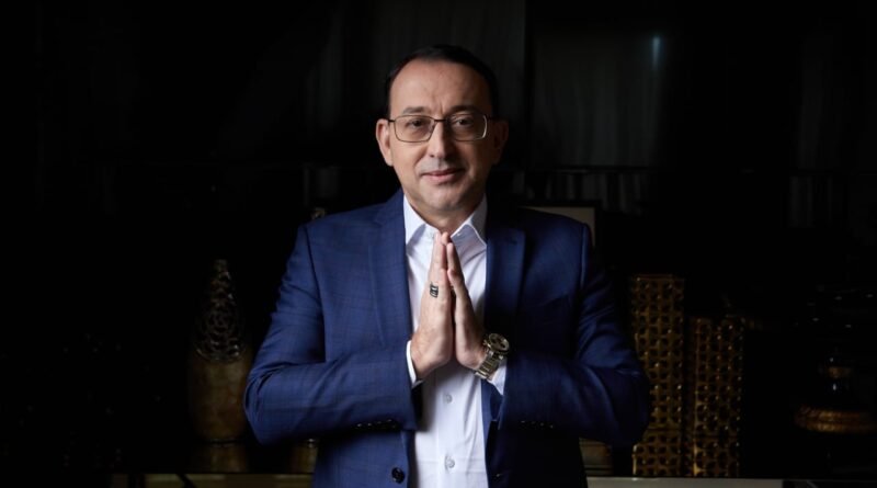 Renomado cientista e mentor José Roberto Marques chega a Salvador e recebe prêmio de Diplomata Humanitário em evento aberto ao público