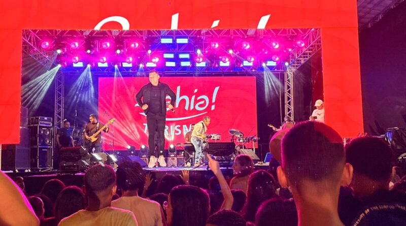 Em Itapetinga, Jefferson Queiroz emociona público no “Jesus Vida Verão 2026”