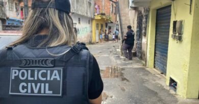 Pai é preso suspeito de violentar sexualmente sete filhos na BahiaPrisão ocorreu em Alagoinhas