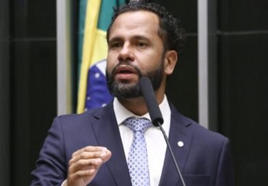 Projeto de lei propõe indenização obrigatória a filhos de vítimas de feminicídio