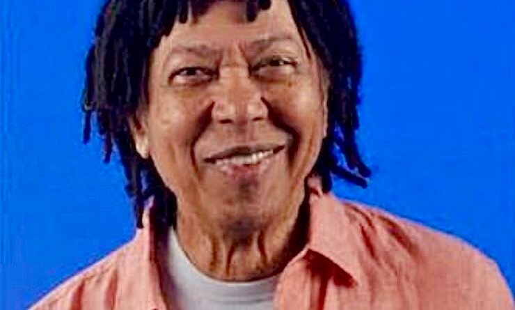 Djavan emociona público em estreia da turnê “Djavanear 50 anos – Só Sucessos” em São Paulo