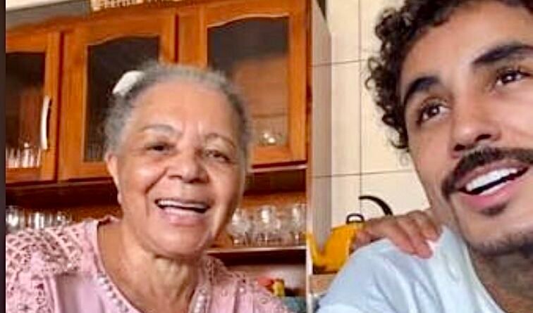 Fé, emoção e conexão familiar: vídeo de MC Livinho cantando hino da Harpa Cristã com a mãe viraliza nas redes