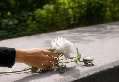 Famílias ainda confundem plano funerário com cemitério