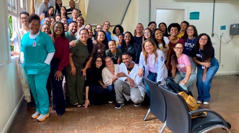 Escola de Enfermagem da UFBA e Hospital de Brotas firmam parceria para reciclagem técnica de profissionais de enfermagem