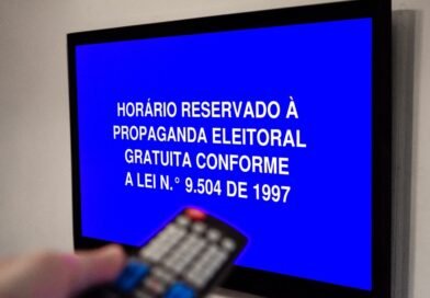 Propaganda eleitoral teve início nesta sexta-feira (28); veja como acompanhar e usar o horário eleitoral para decidir o voto
