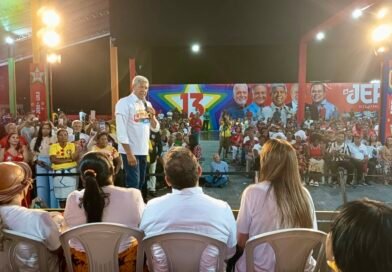 Encontro reúne lideranças evangélicas e políticas em Salvador para diálogo sobre eleições e políticas públicas