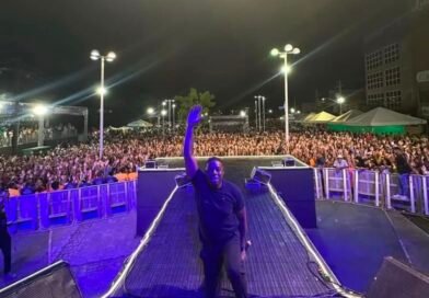 Cantor soteropolitano Tassio leva experiências pessoais para trajetória na música gospel