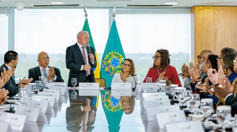 Lula afirma que igrejas não devem ser usadas como espaço para comícios políticos