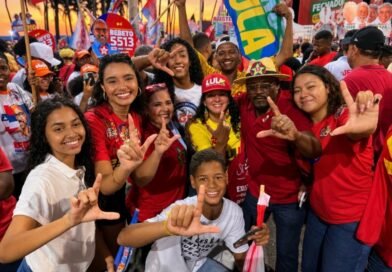 Ato pró-Lula reúne lideranças políticas, militantes e população neste sábado em Catu