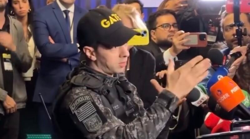 Gate descarta ameaça de bomba em carro da comitiva de Flávio Bolsonaro após debate na Band
