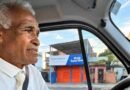 Pastor Sargento Isidório chama atenção no apoio a Lula e dirige van para ajudar eleitores a votar