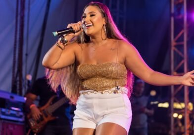 Marília Mendonça ganha tributo em Salvador com Maísa Vilaronga e convidados nesta quinta